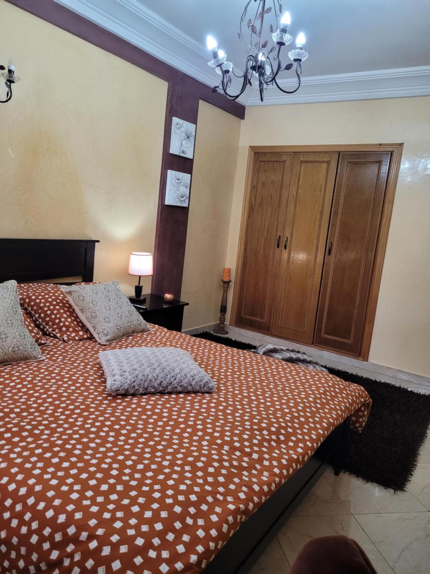 Cosy Dounia Avec Parking Privatif Apartamento Casablanca Exterior foto